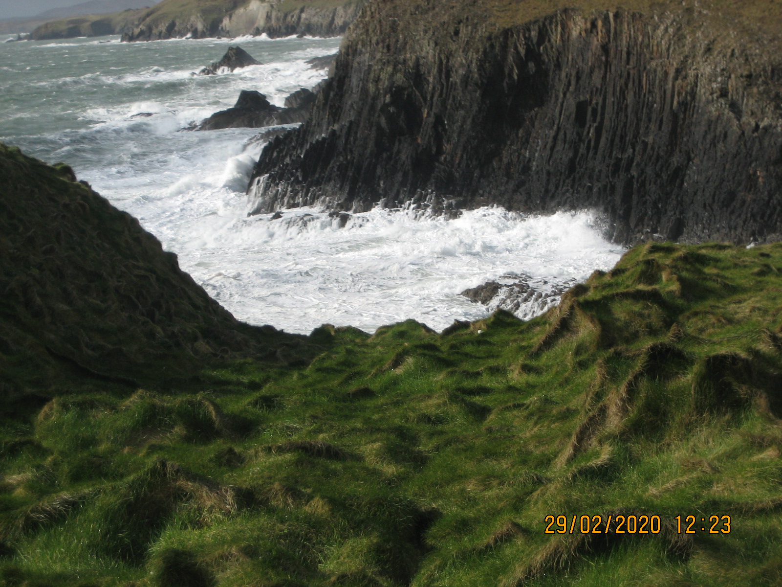 6 Rough seas 1